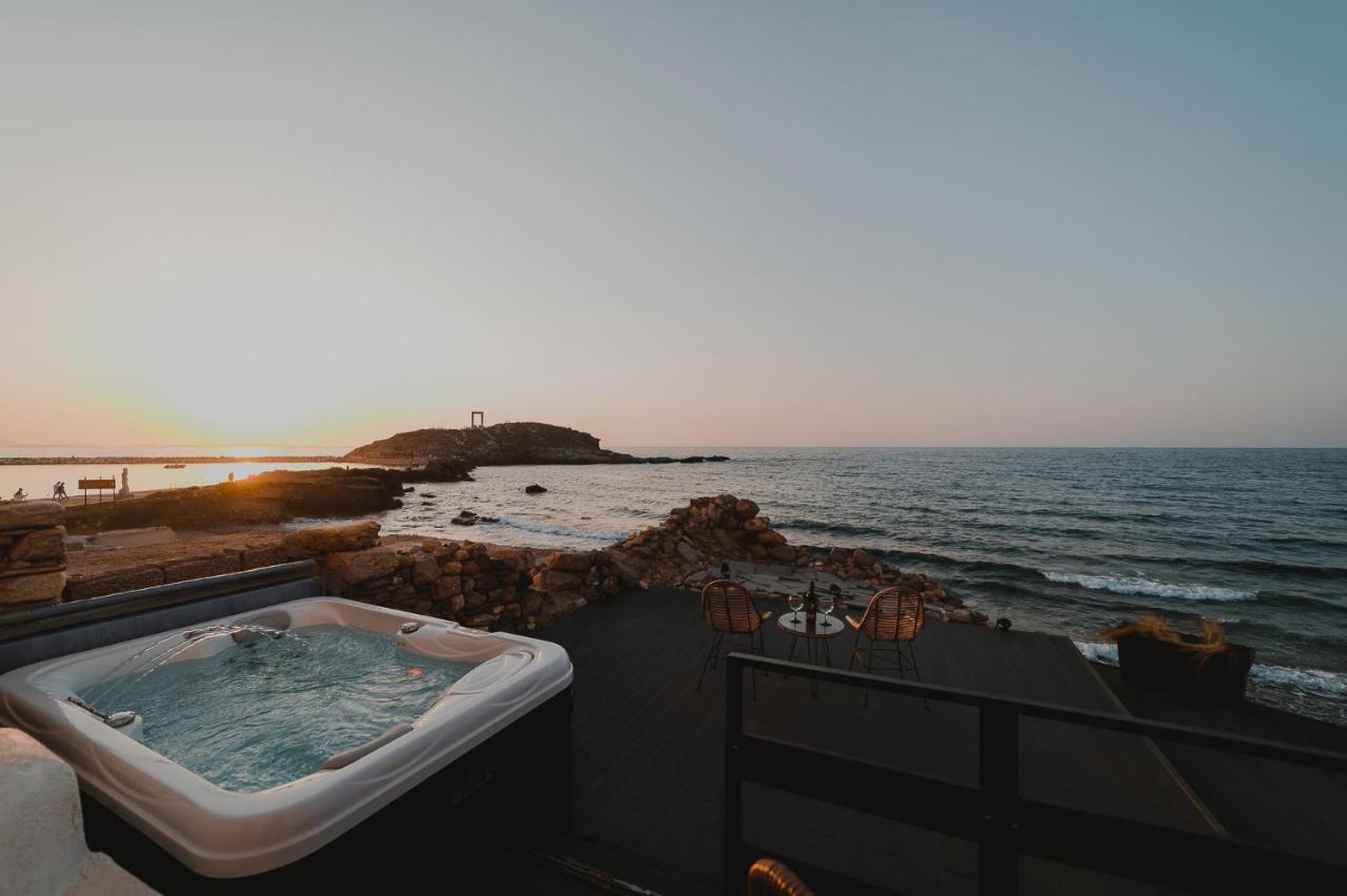 Portara Seaside Luxury Suites Naxos City エクステリア 写真