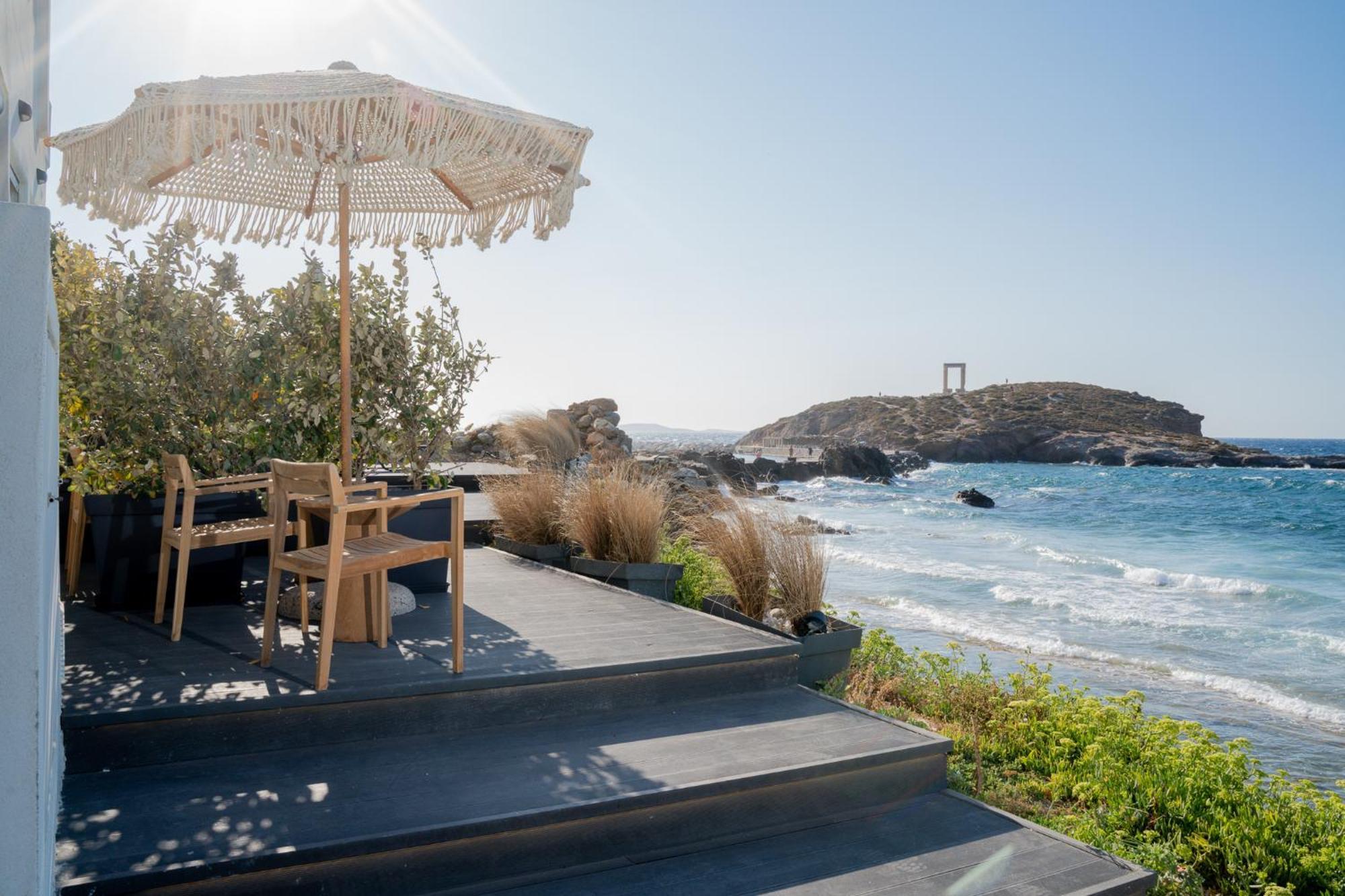 Portara Seaside Luxury Suites Naxos City エクステリア 写真