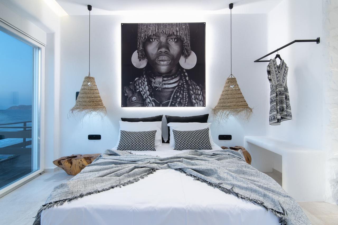 Portara Seaside Luxury Suites Naxos City エクステリア 写真