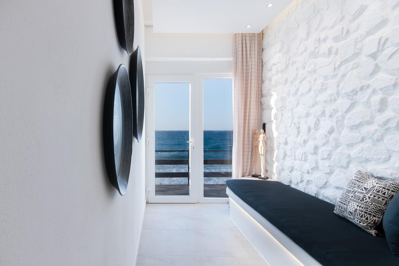 Portara Seaside Luxury Suites Naxos City エクステリア 写真
