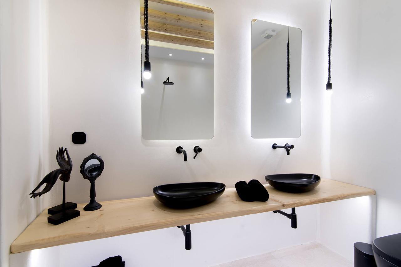 Portara Seaside Luxury Suites Naxos City エクステリア 写真