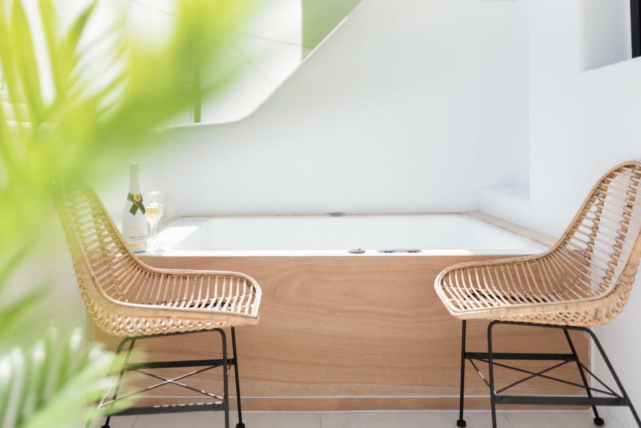 Portara Seaside Luxury Suites Naxos City エクステリア 写真